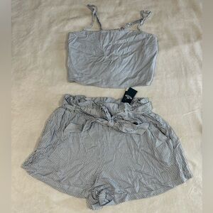 Hollister set
